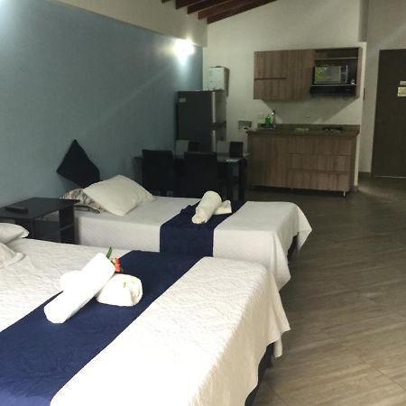 Apartahotel Avanti 麦德林 外观 照片