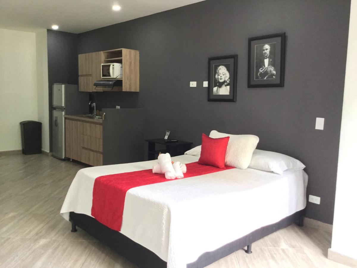 Apartahotel Avanti 麦德林 外观 照片