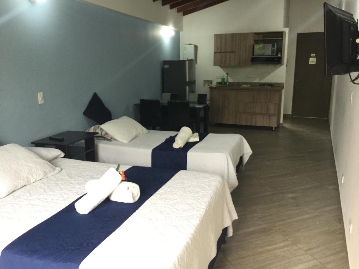 Apartahotel Avanti 麦德林 外观 照片