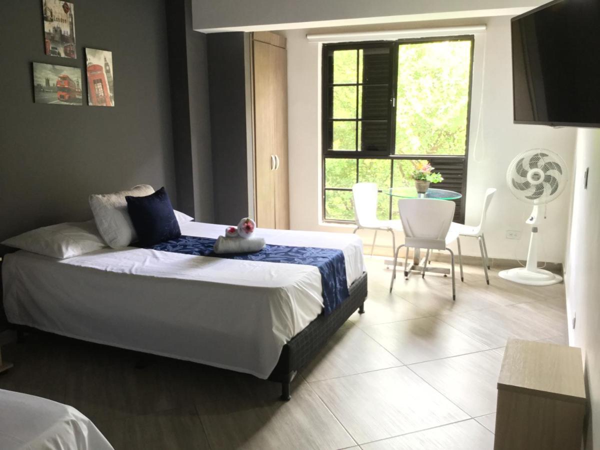 Apartahotel Avanti 麦德林 外观 照片